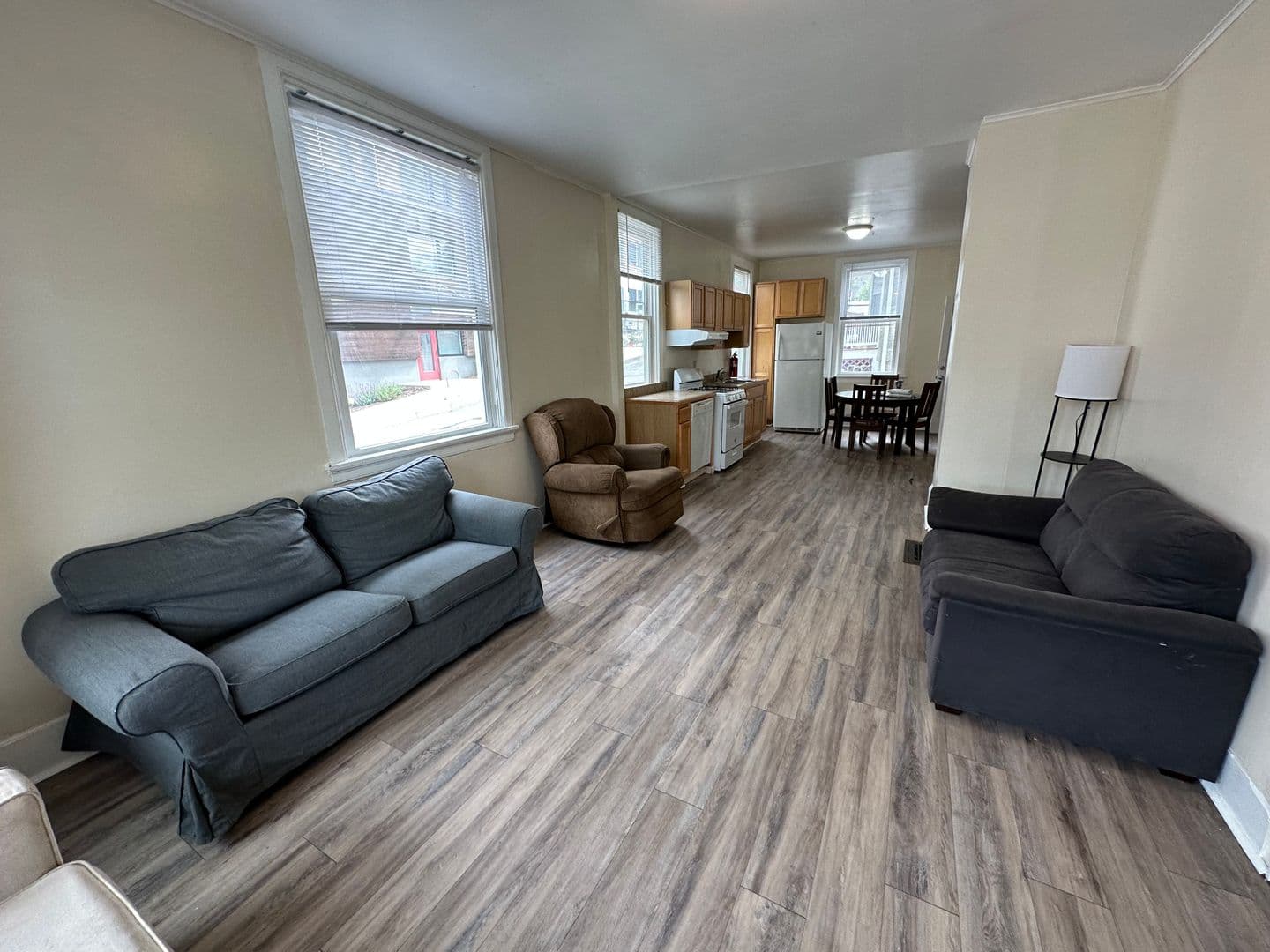 Ithaca Apartment: 129 College Avenue