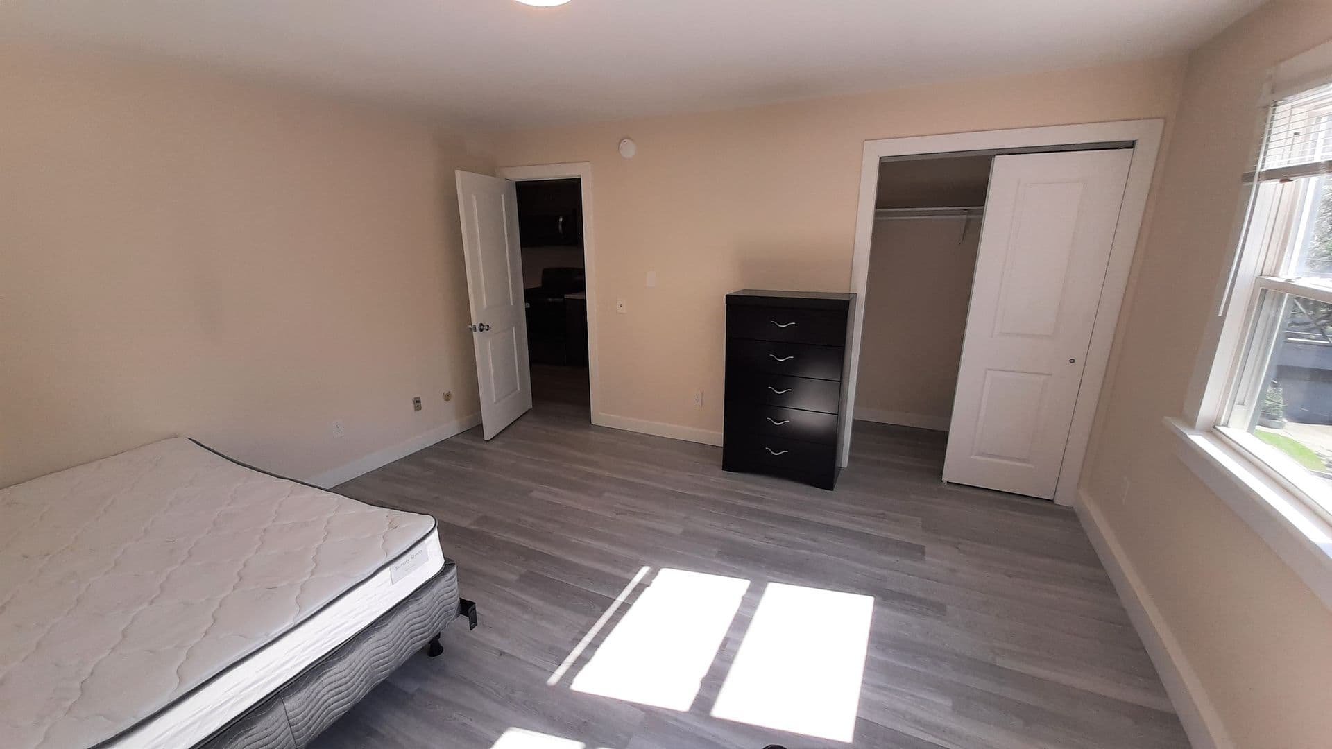 Ithaca Apartment: 320 Hillview Place