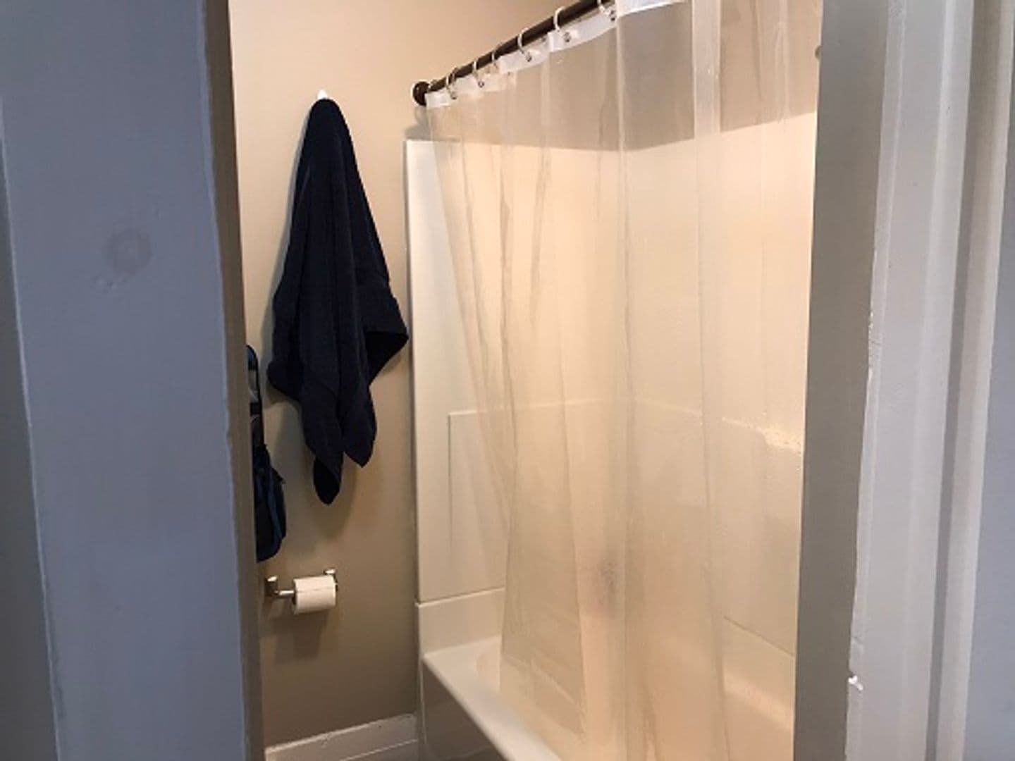 Ithaca Apartment: 308 Fairmount Ave