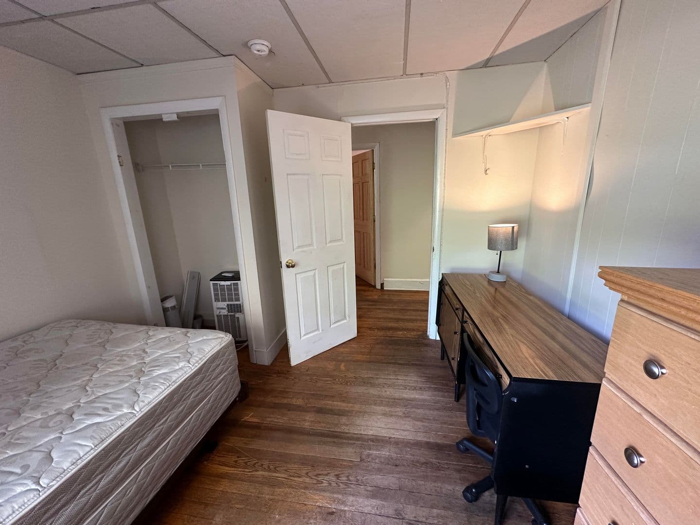 Ithaca Apartment: 708 E Seneca St