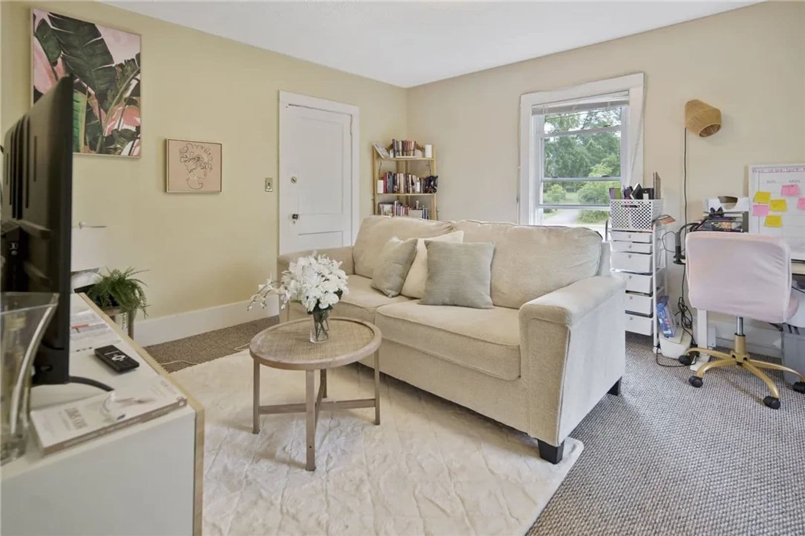 Ithaca Apartment: 908 Danby Road