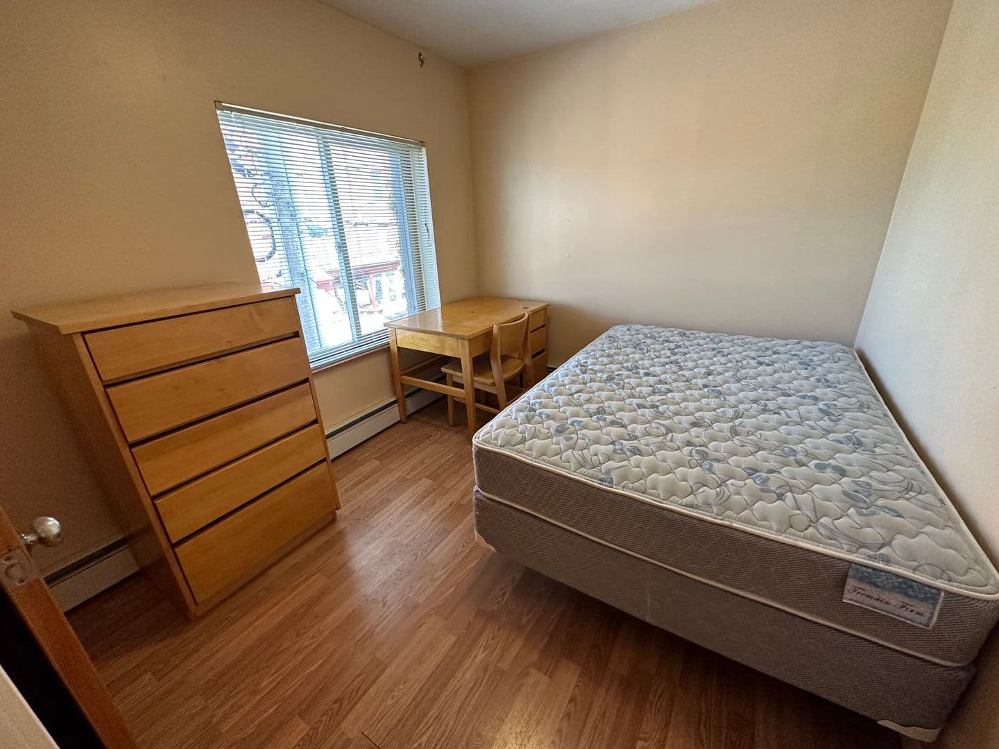 Ithaca Apartment: 101 Dryden Road