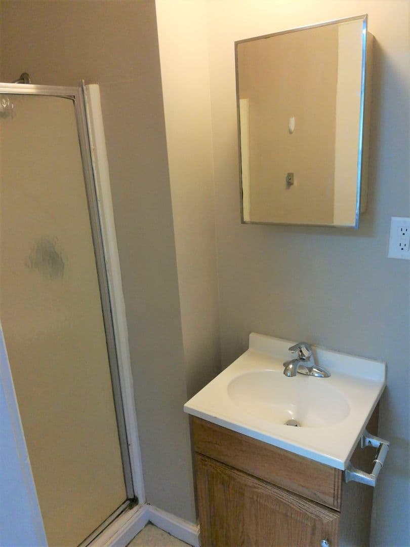 Ithaca Apartment: 308 Fairmount Ave
