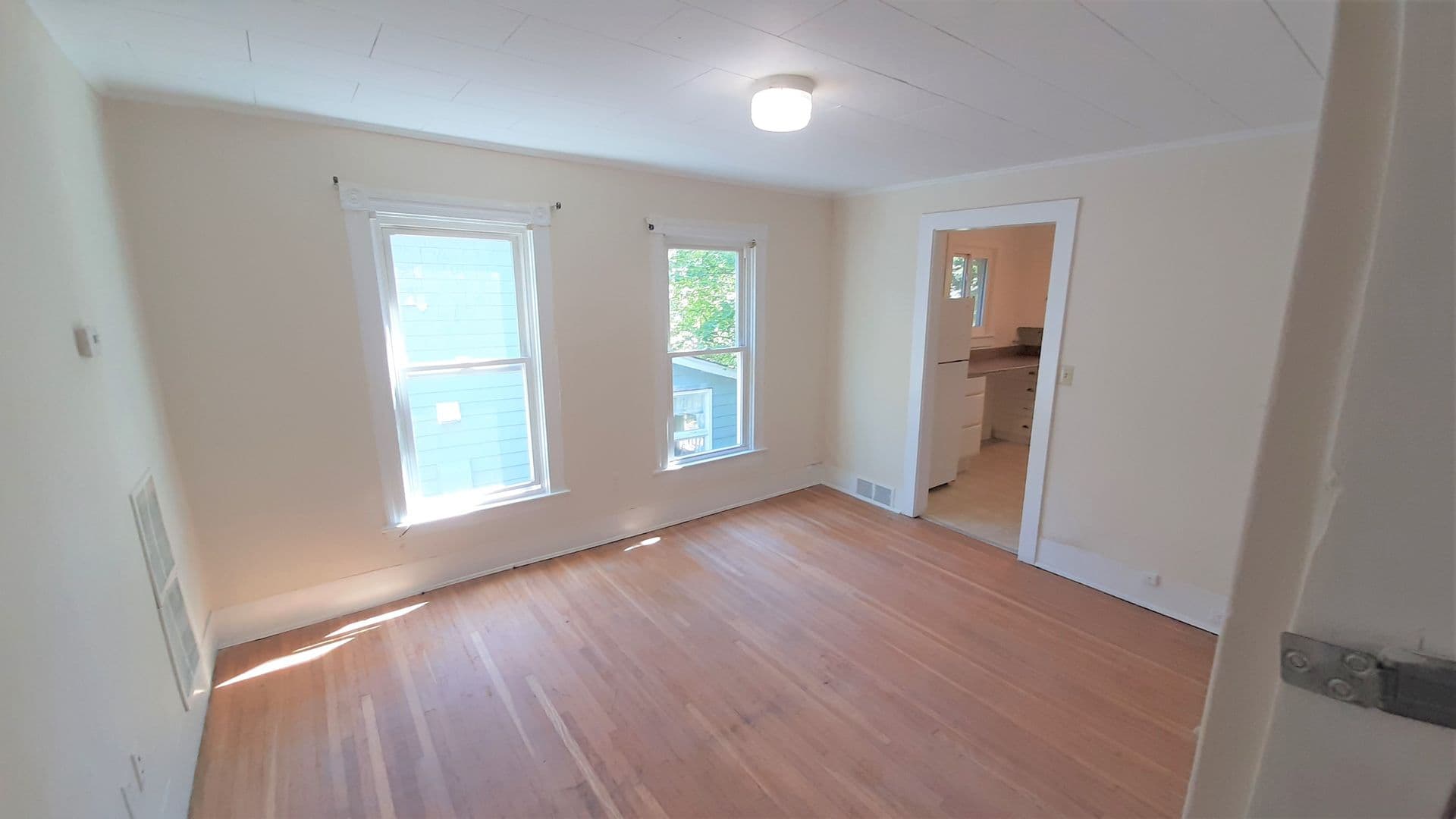 Ithaca Apartment: 410 S Aurora Street