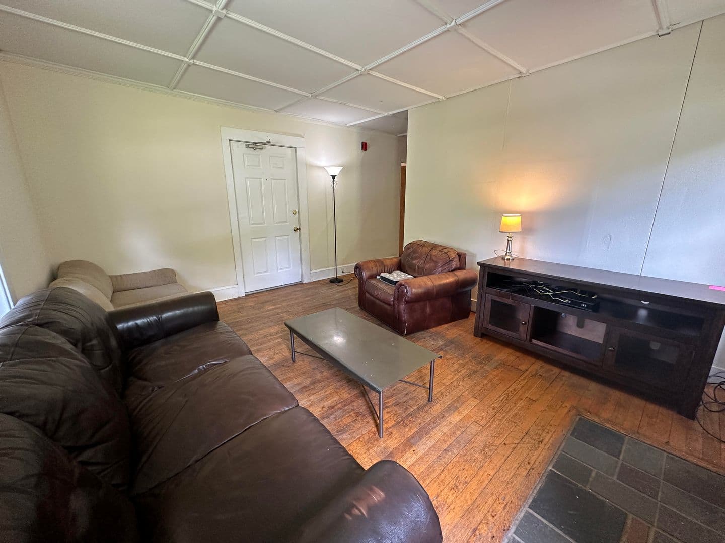 Ithaca Apartment: 708 E Seneca St