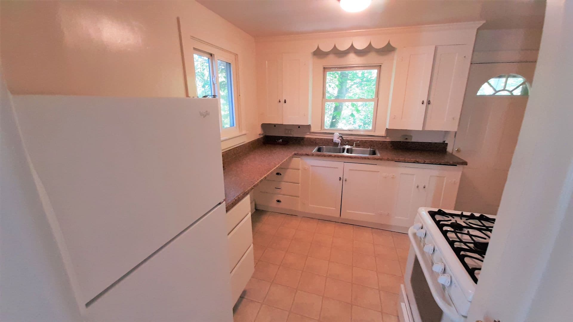 Ithaca Apartment: 410 S Aurora Street