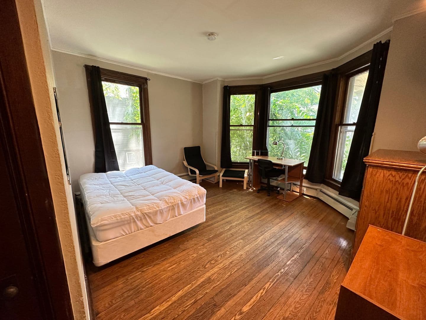 Ithaca Apartment: 119 Stewart Ave