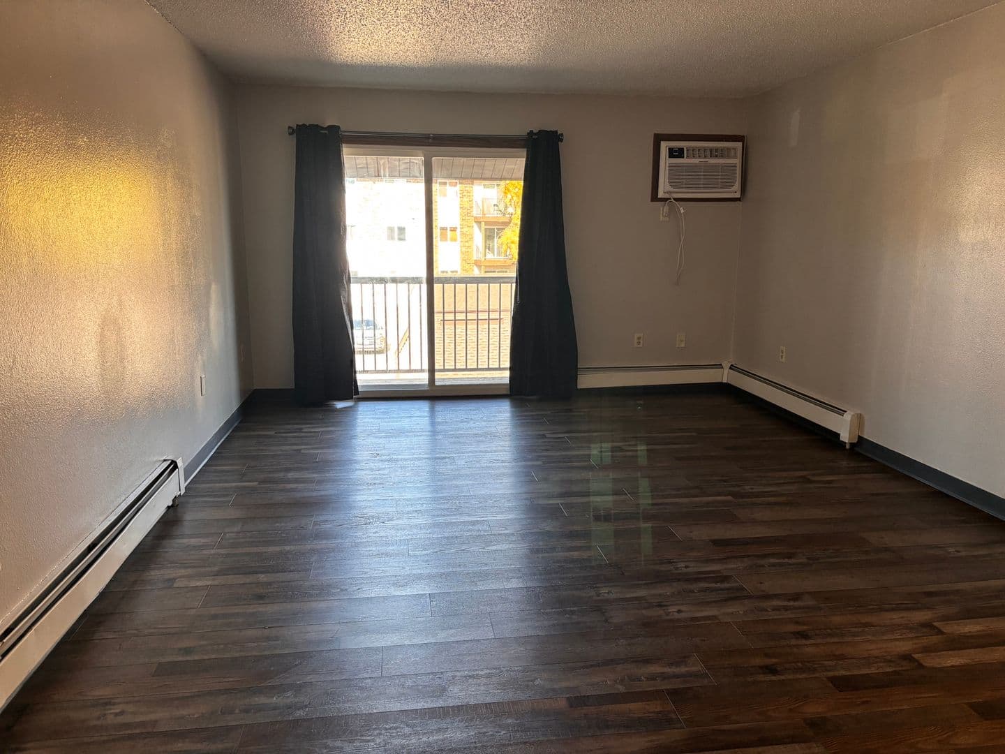 Bismarck Apartment: 2715 Hawken st