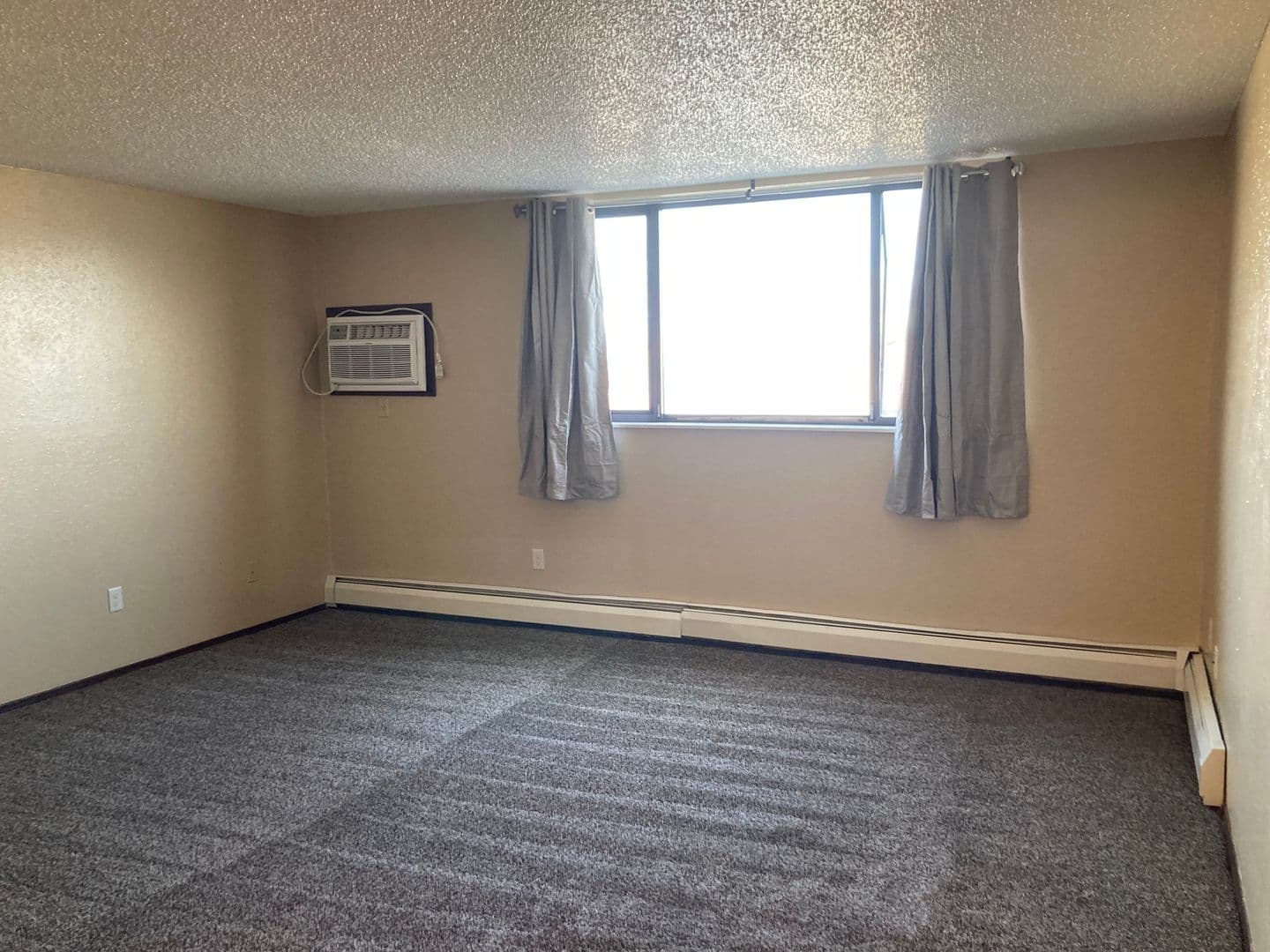 BISMARCK Apartment: 1836 ALLISON DRIVE