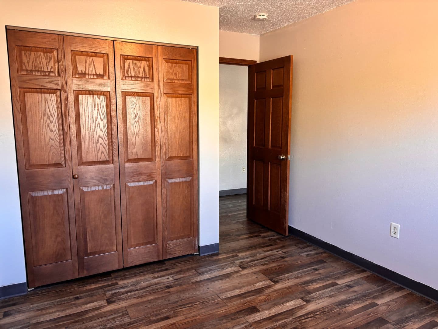 Bismarck Apartment: 2715 Hawken st