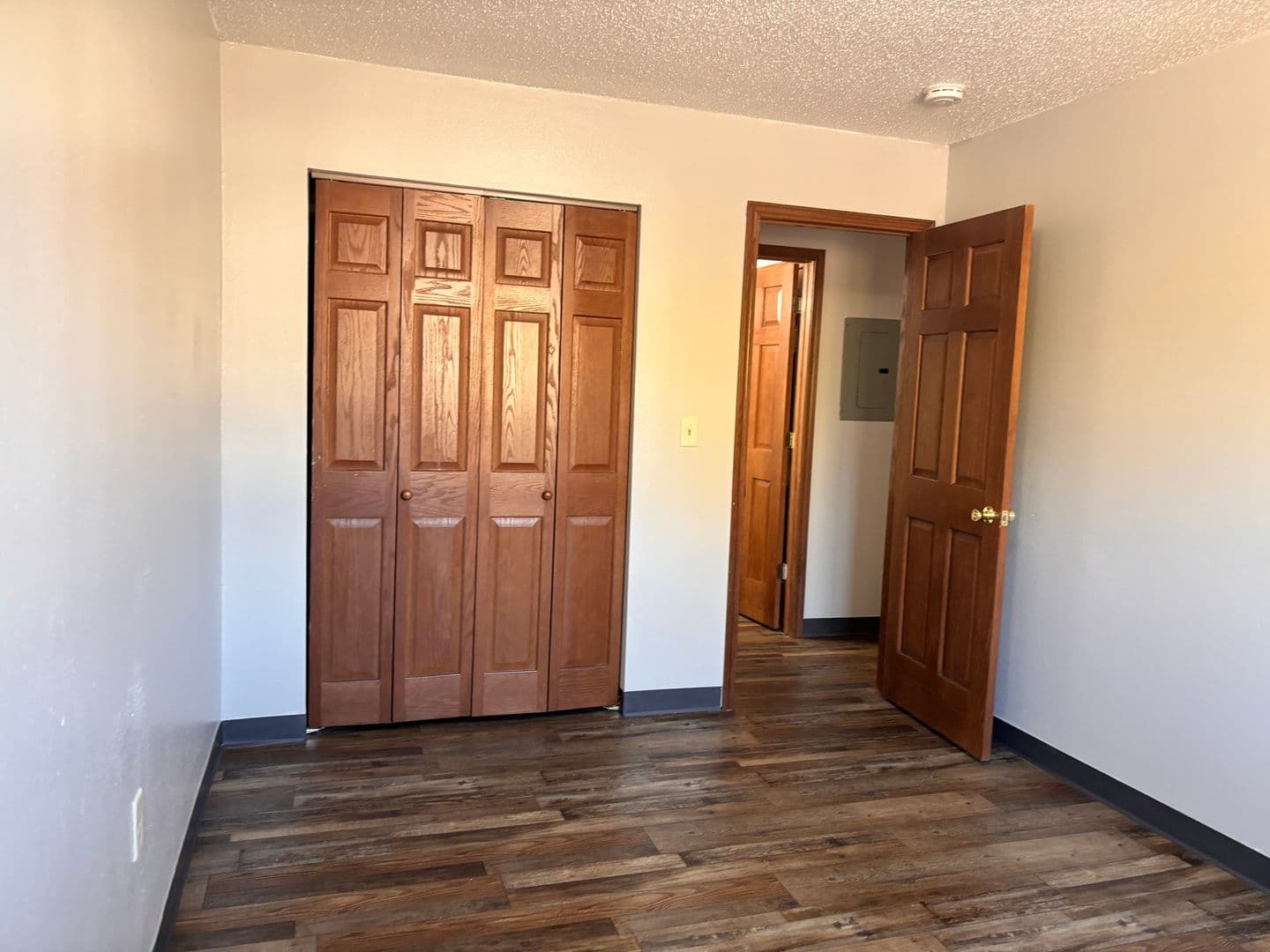 Bismarck Apartment: 2715 Hawken st
