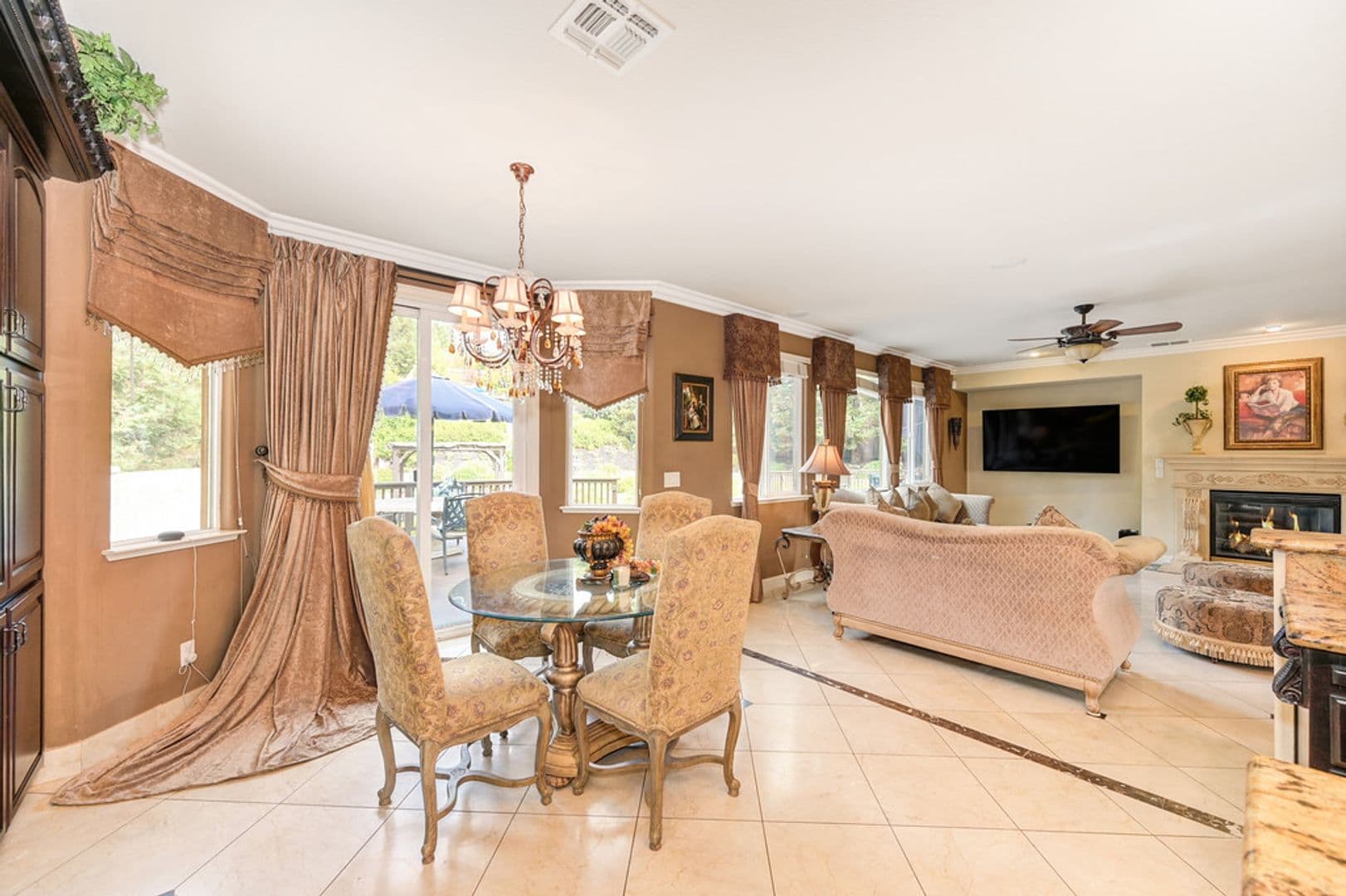 FOLSOM House: 1676 STRONSAY CT.