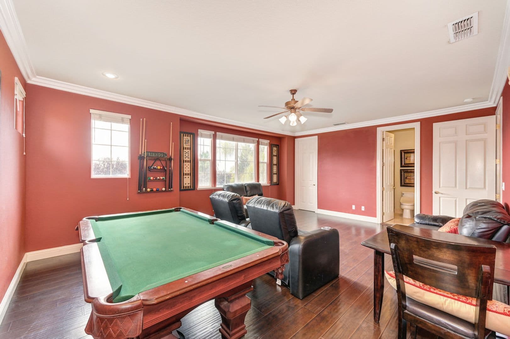 FOLSOM House: 1676 STRONSAY CT.