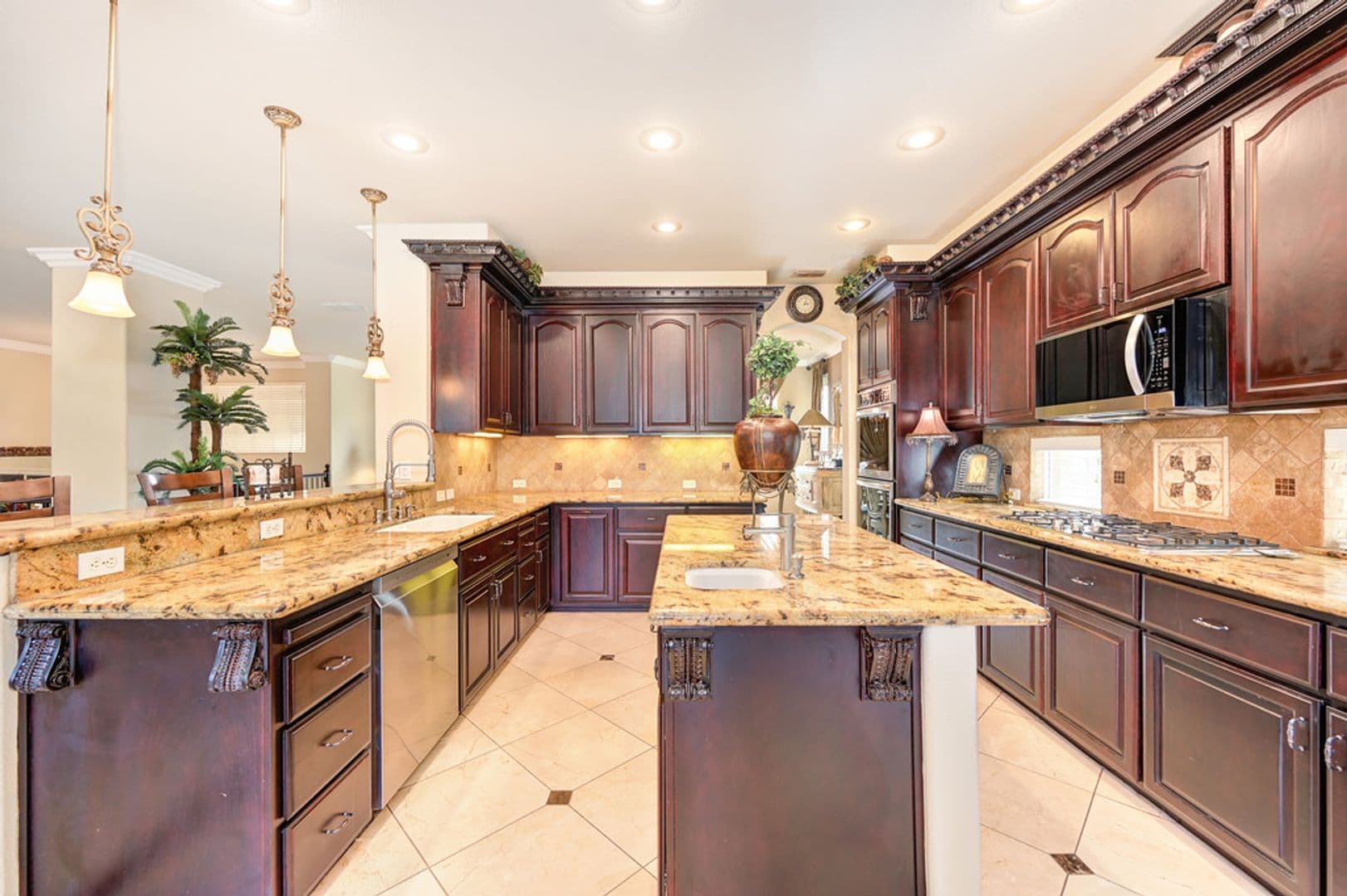 FOLSOM House: 1676 STRONSAY CT.