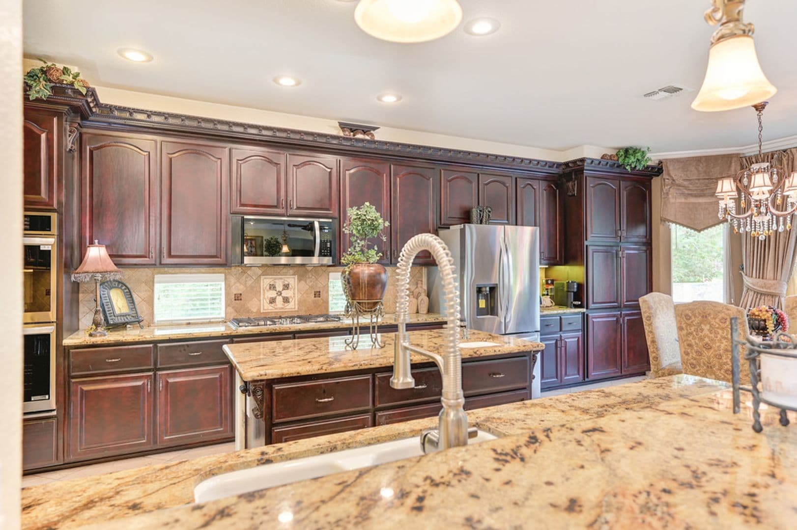 FOLSOM House: 1676 STRONSAY CT.