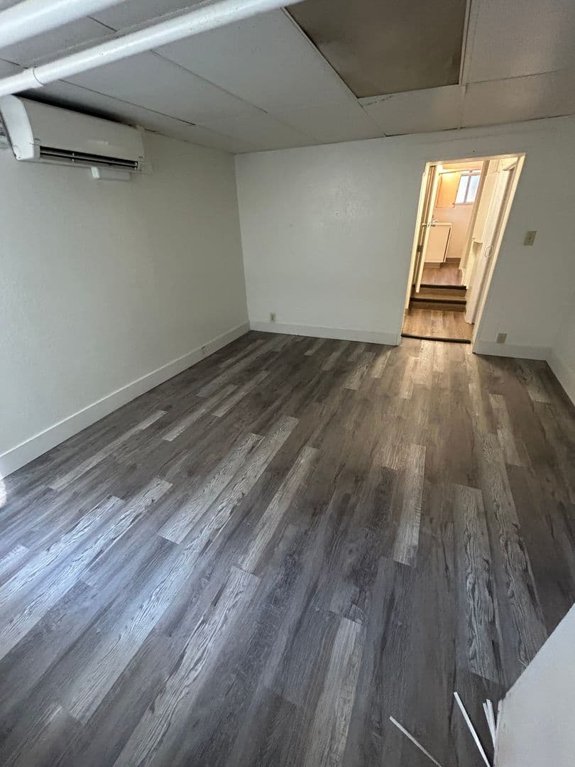 Auburn Apartment: 205 Cherry Ave.