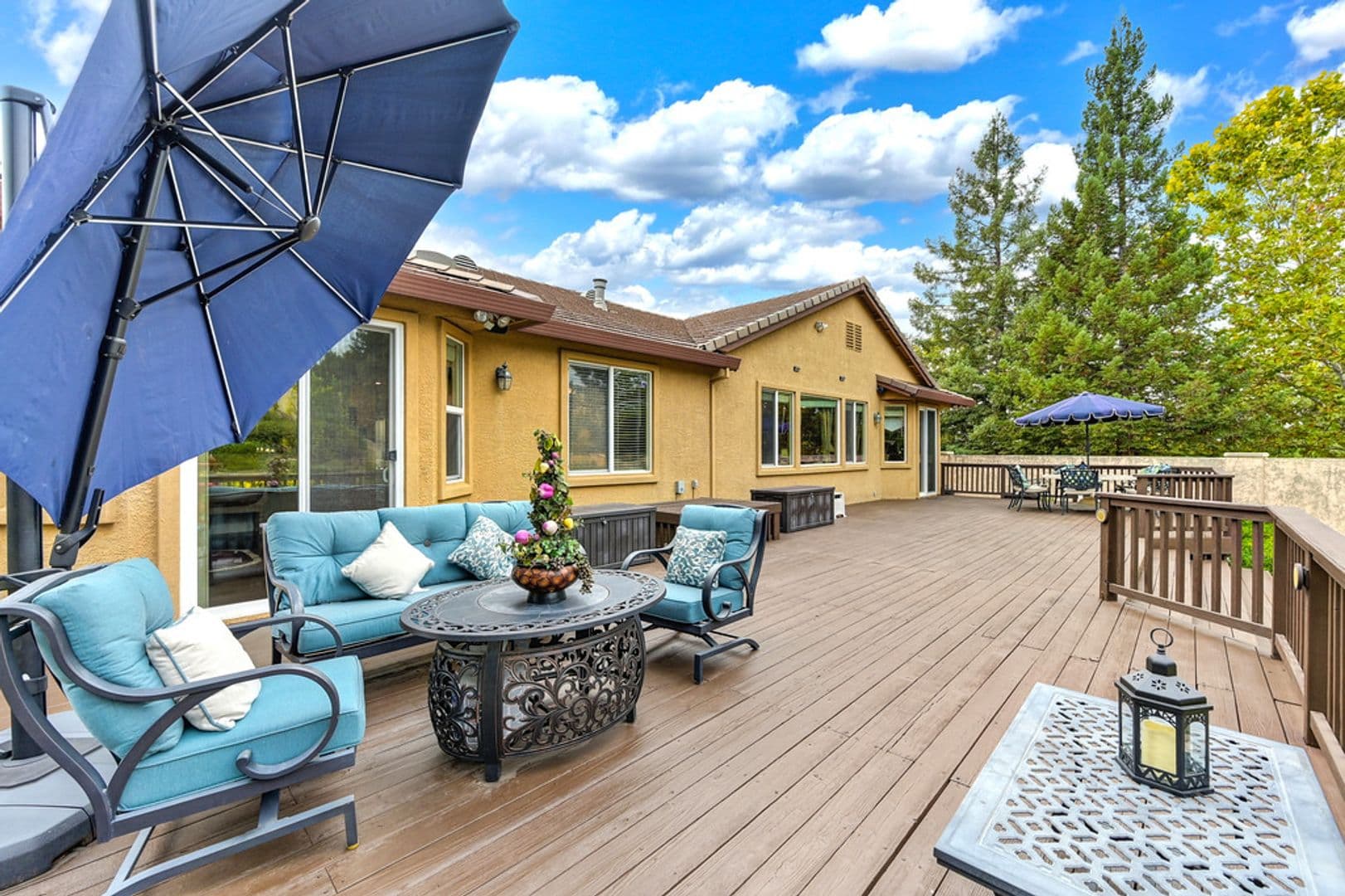 FOLSOM House: 1676 STRONSAY CT.