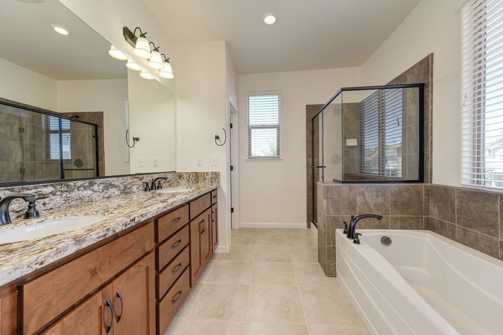 ROCKLIN House: 3809 FENWAY CIR.