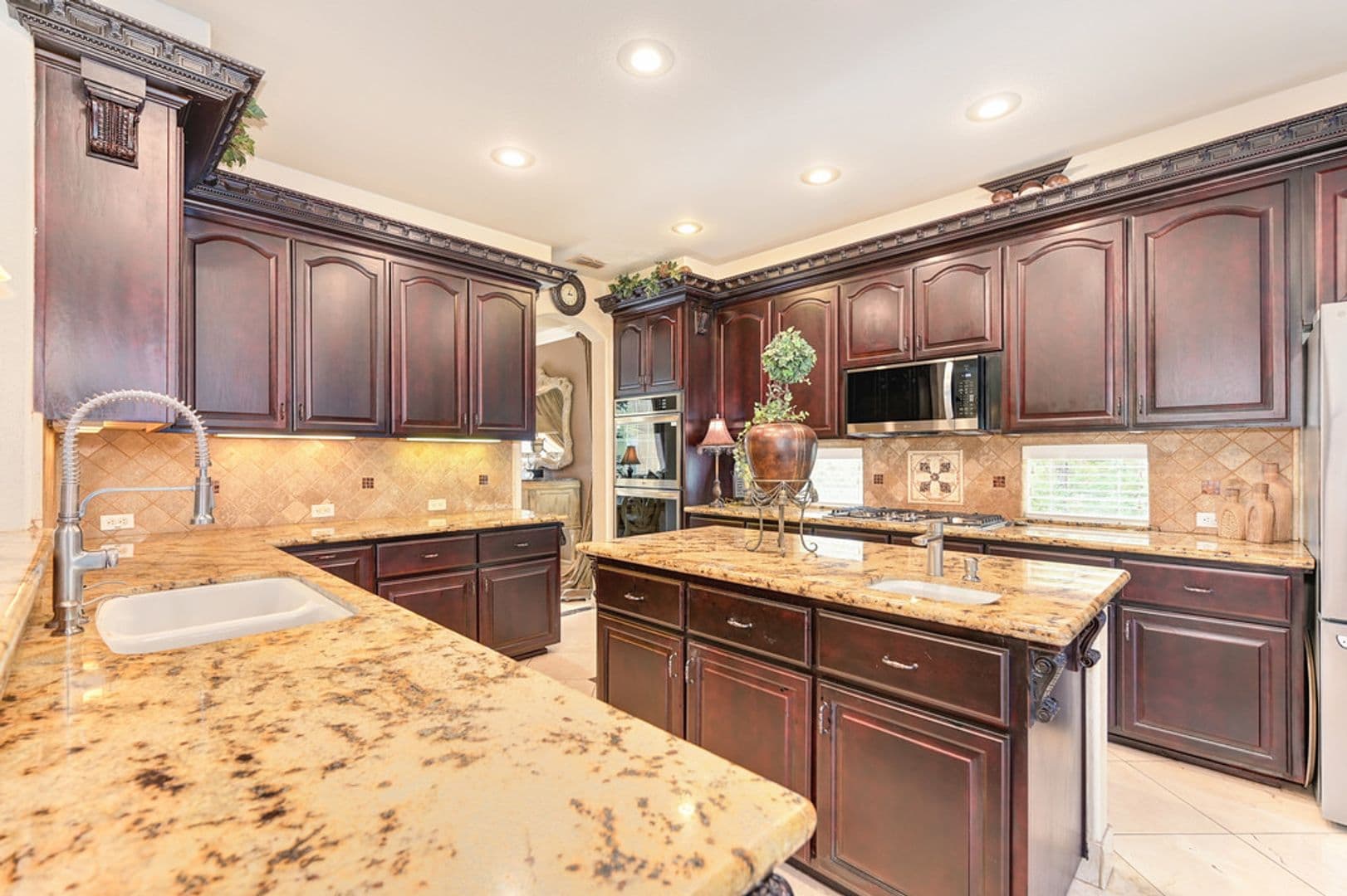 FOLSOM House: 1676 STRONSAY CT.