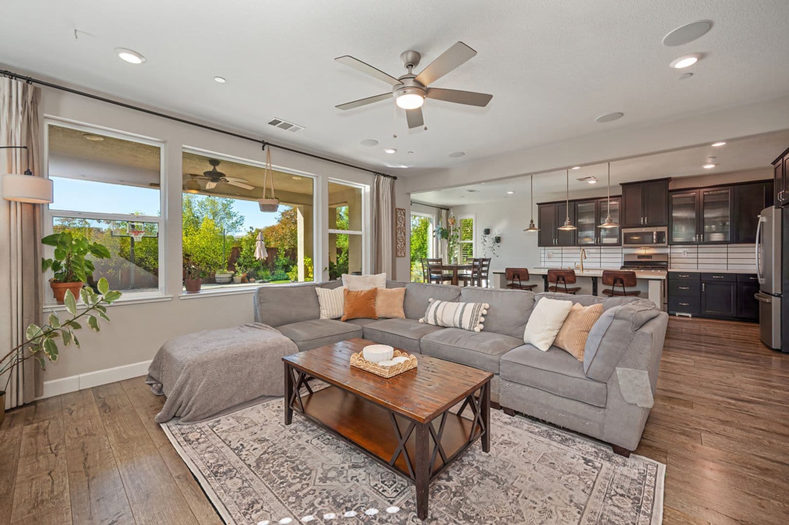 Roseville House: 4113 Southampton St.