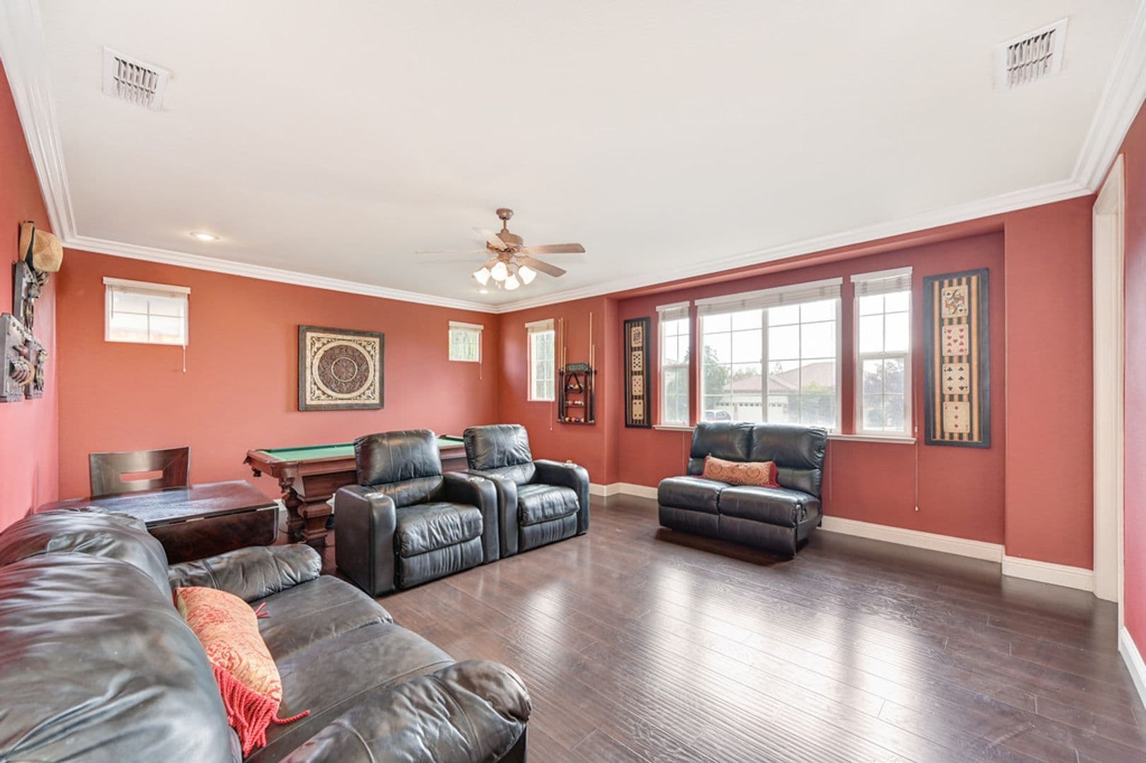 FOLSOM House: 1676 STRONSAY CT.