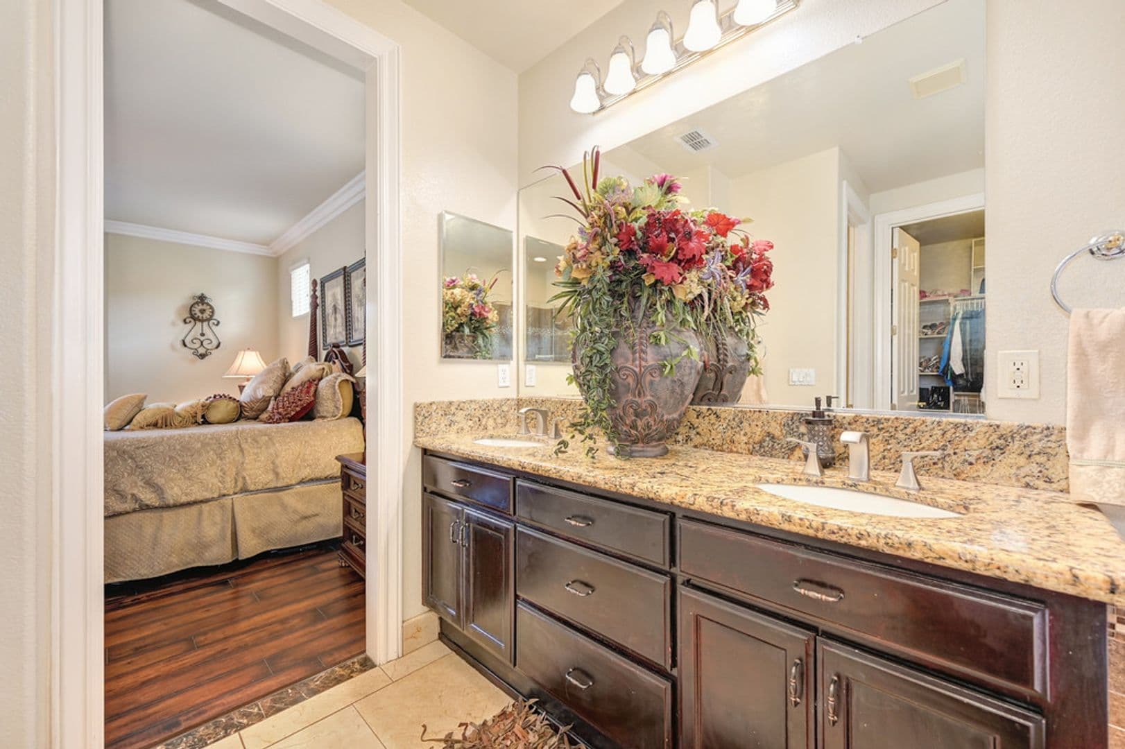 FOLSOM House: 1676 STRONSAY CT.