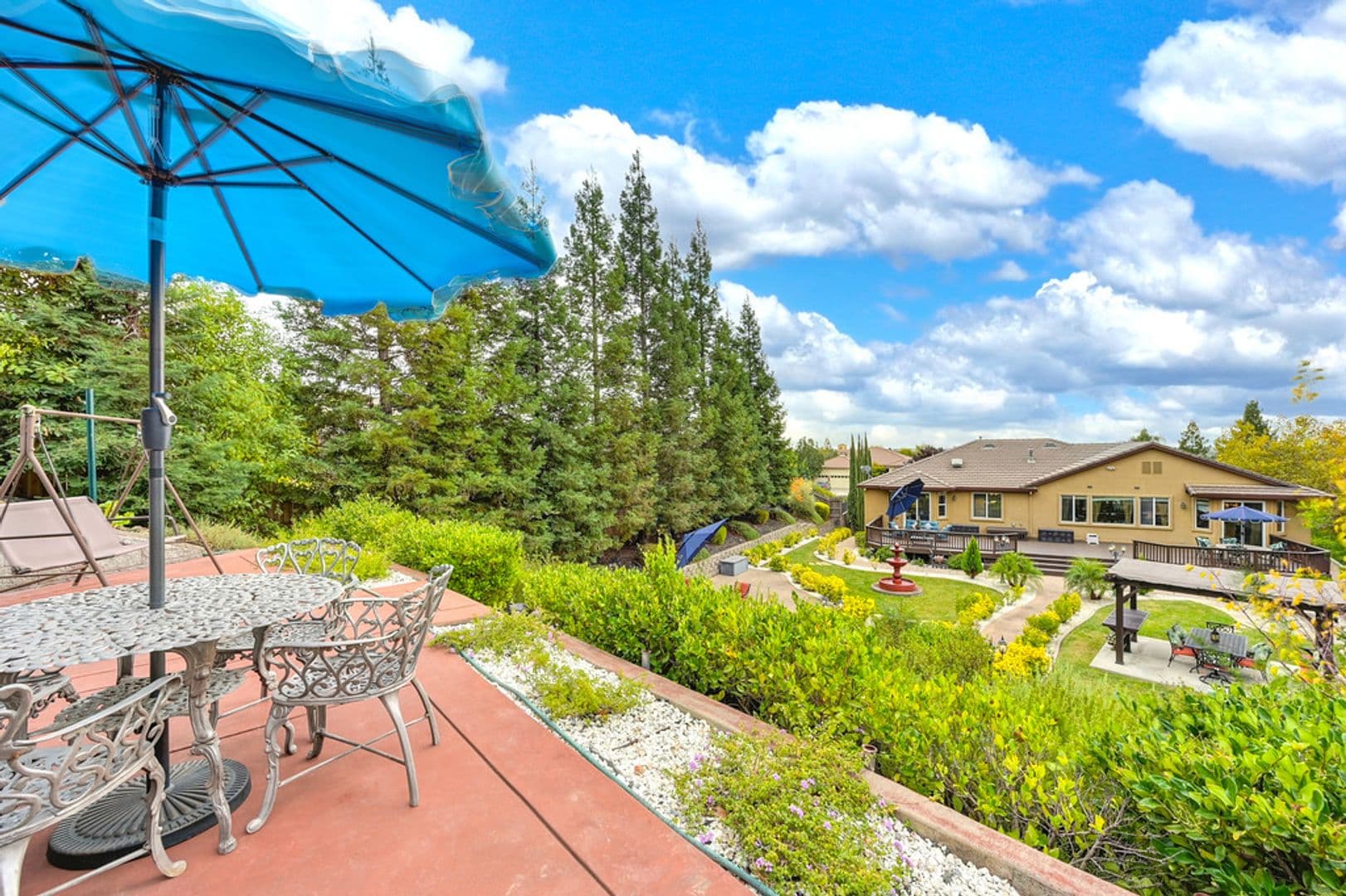 FOLSOM House: 1676 STRONSAY CT.