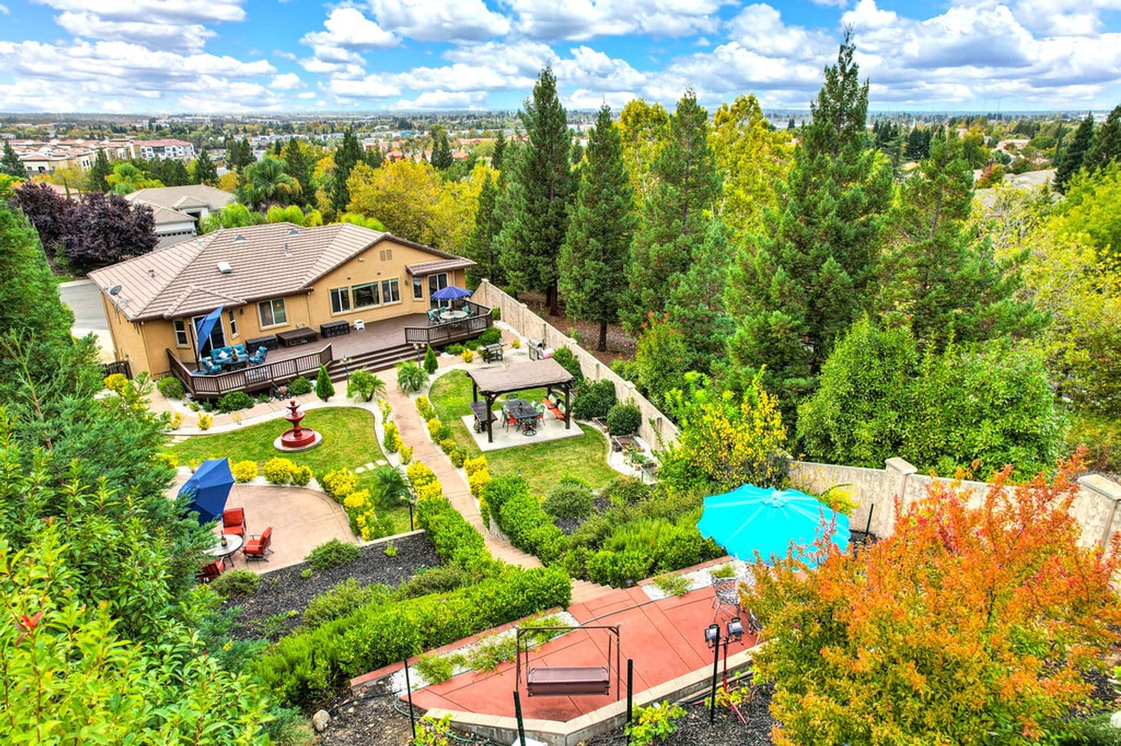 FOLSOM House: 1676 STRONSAY CT.
