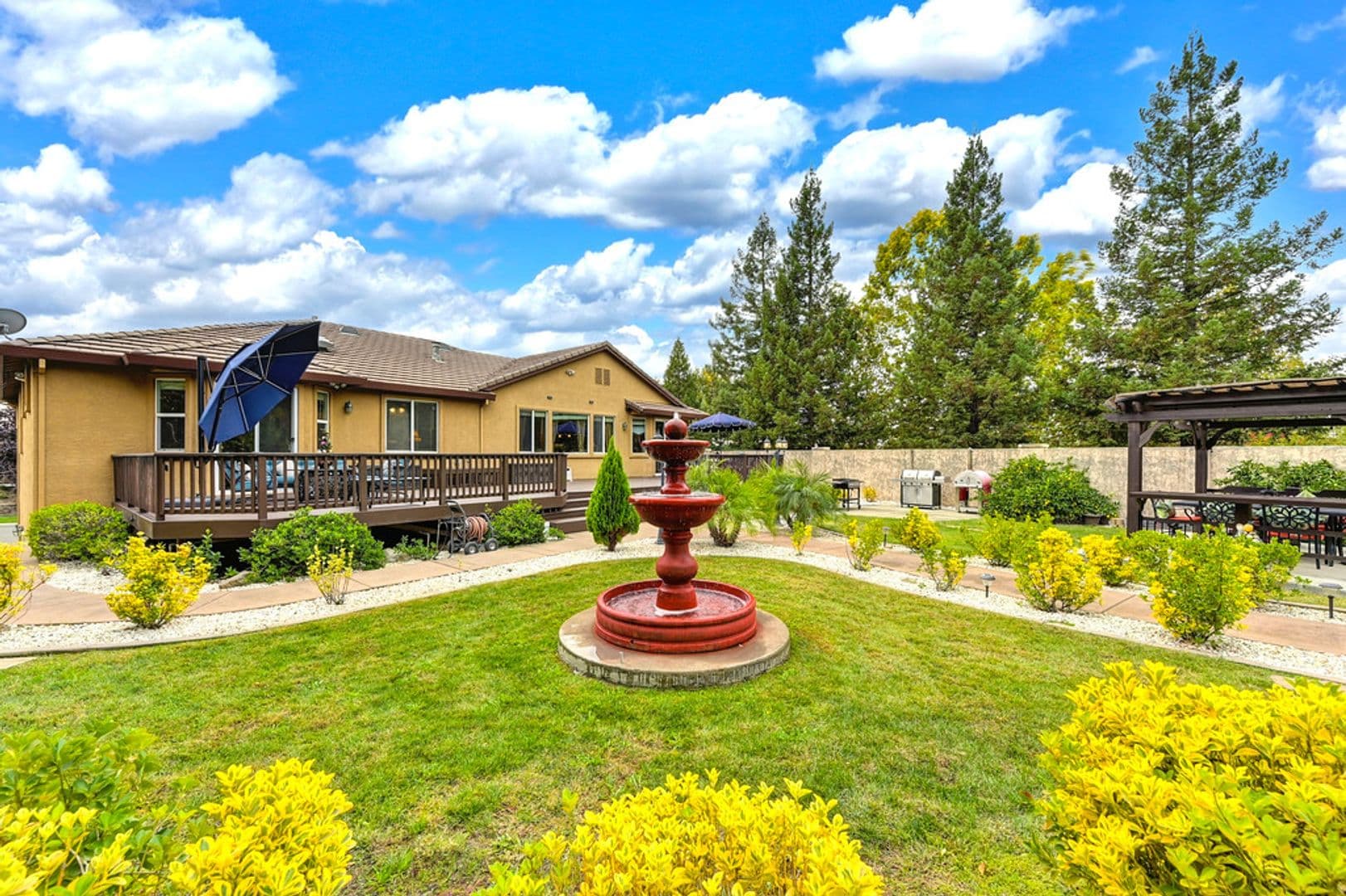 FOLSOM House: 1676 STRONSAY CT.