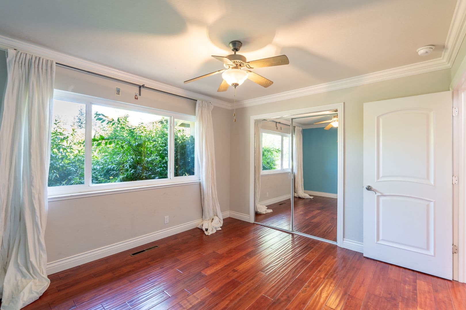 Saratoga House: 19387 Ranfre Lane