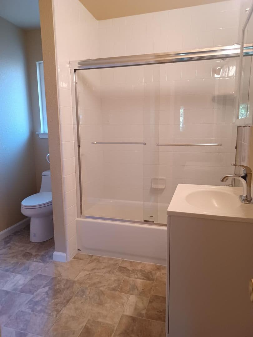 Morgan Hill Apartment: 16915 Barnell Ave