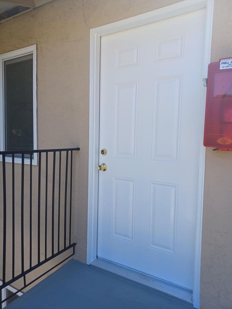 Morgan Hill Apartment: 16915 Barnell Ave