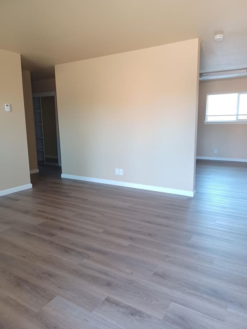 Morgan Hill Apartment: 16915 Barnell Ave