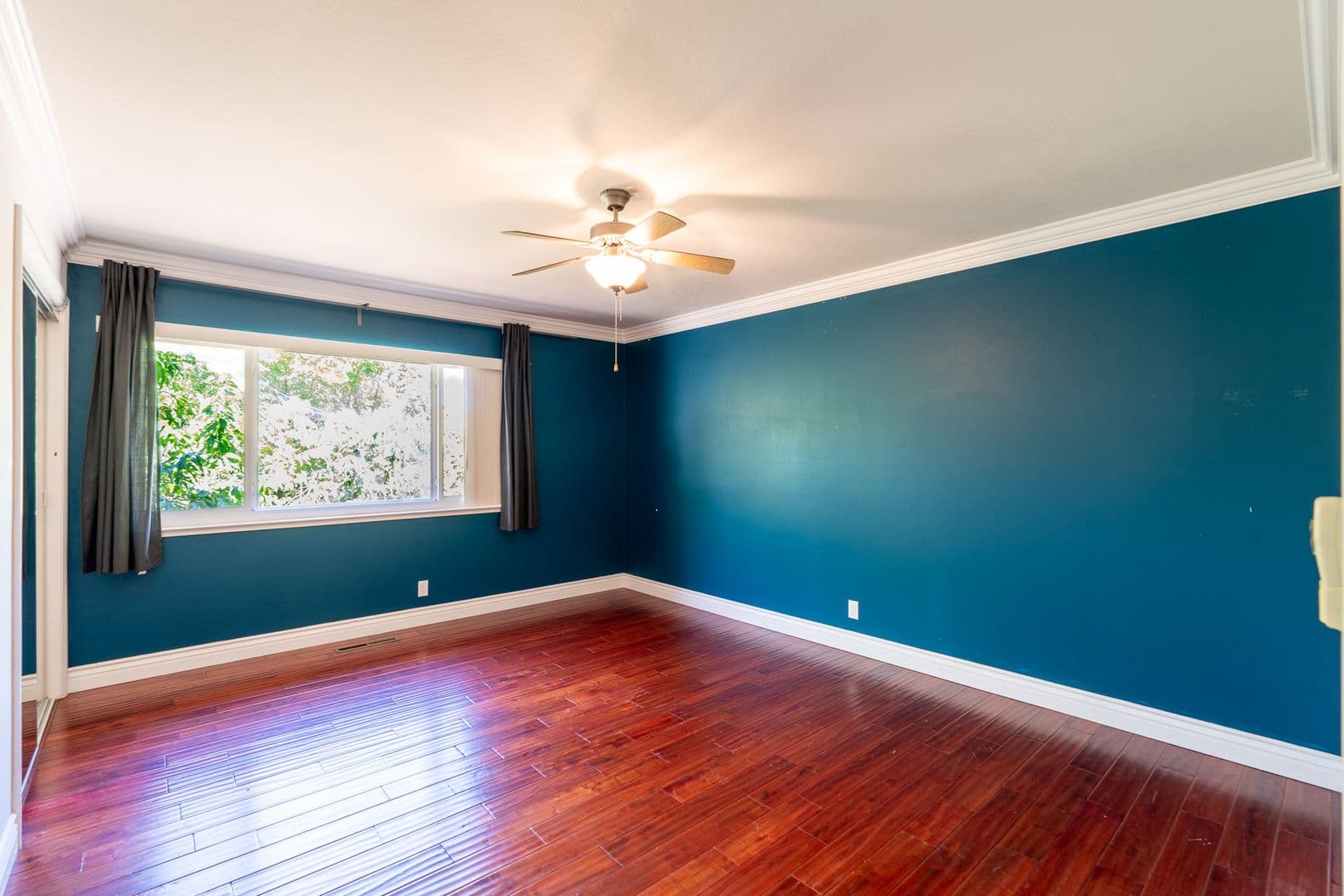 Saratoga House: 19387 Ranfre Lane