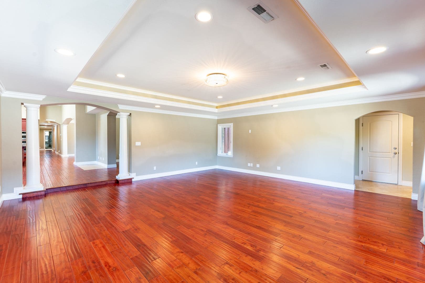 Saratoga House: 19387 Ranfre Lane