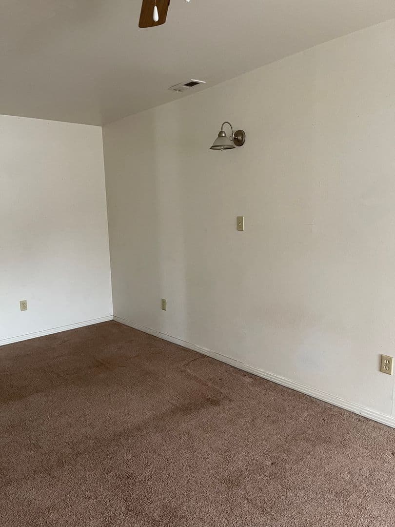 Florence Apartment: 434 - 502 W Main St