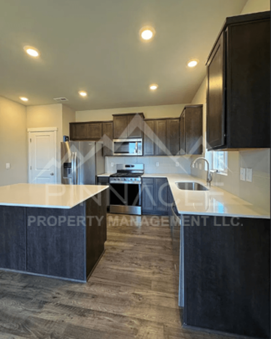 Ellensburg House: 2906 Longhorn Loop