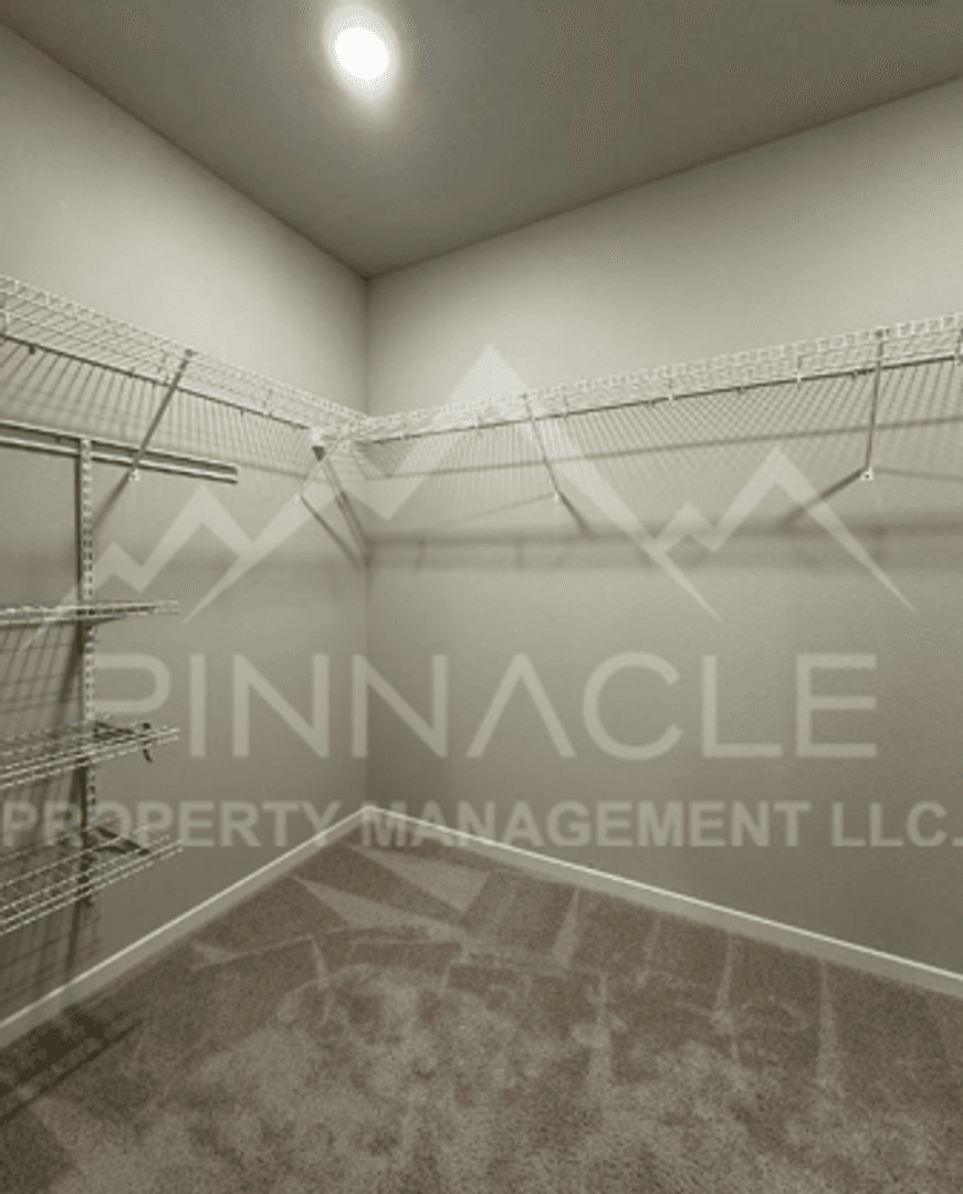 Ellensburg House: 2906 Longhorn Loop