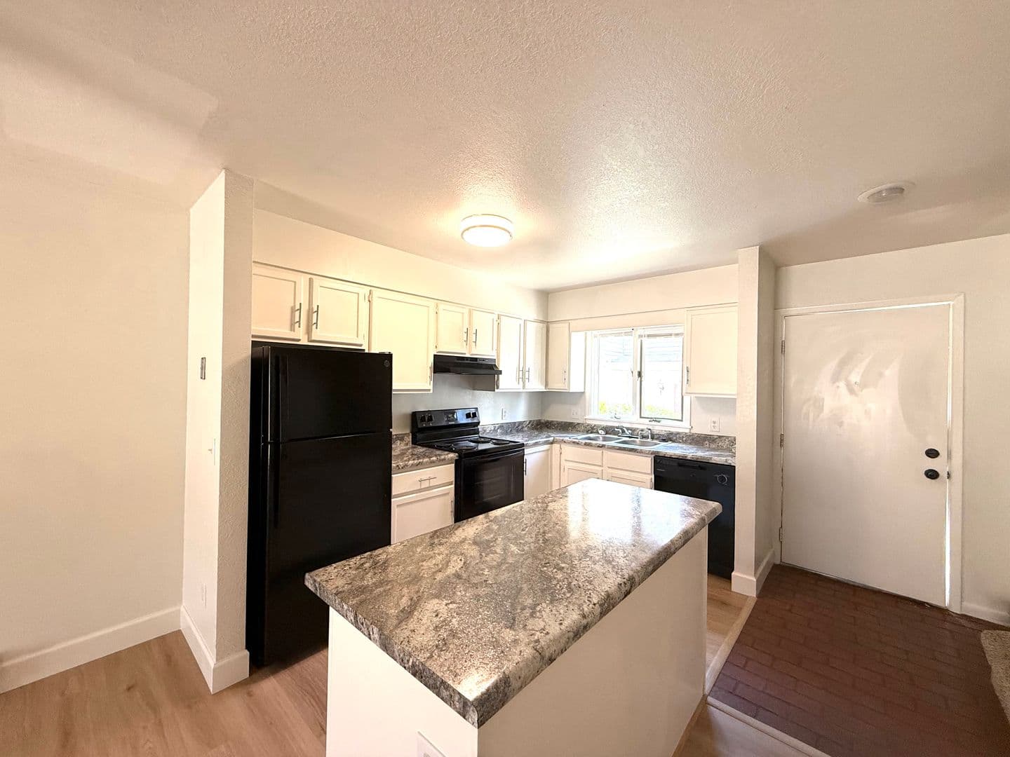 Prescott House: 1230 Stetson Rd. #11