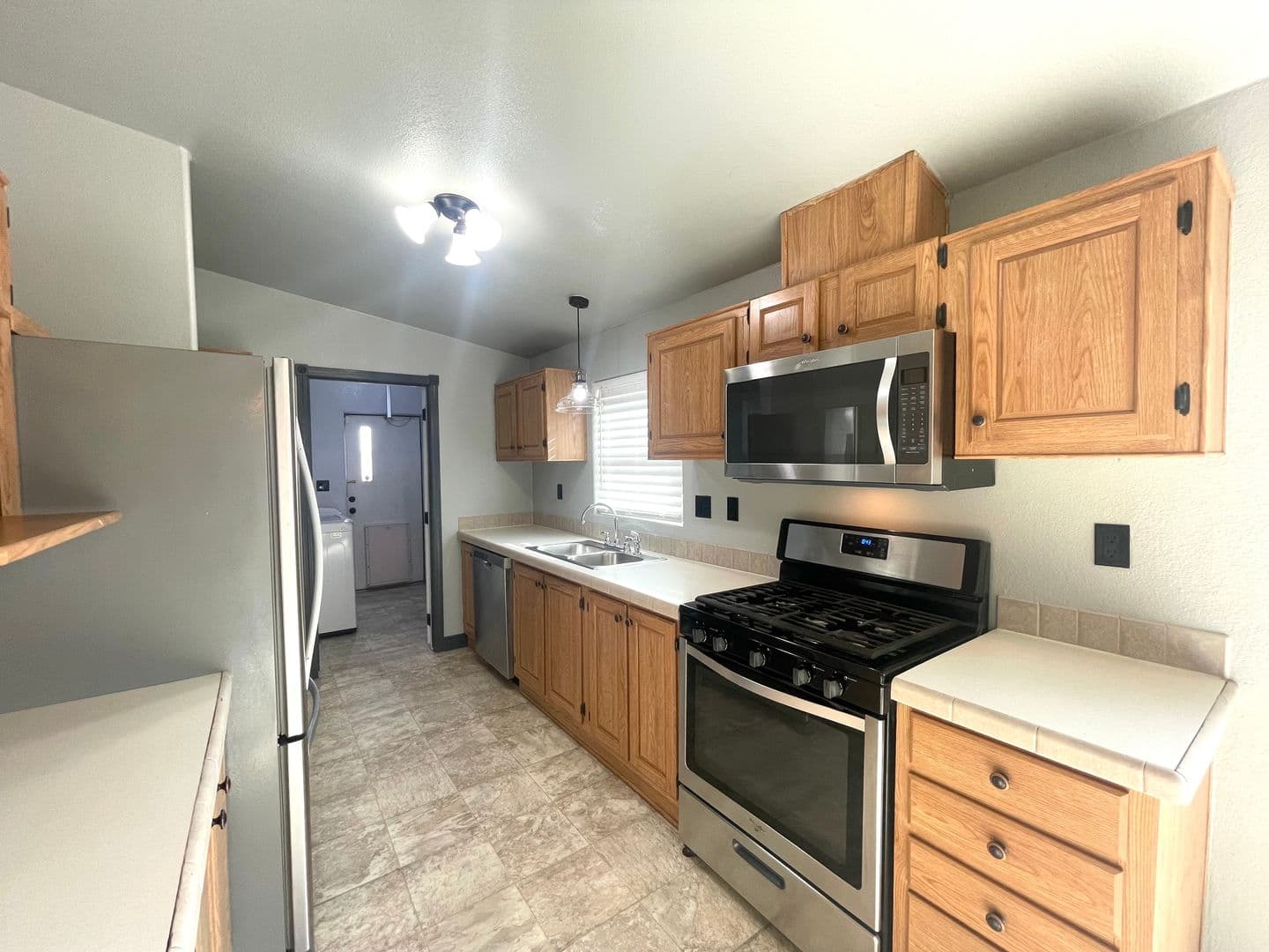 Paulden House: 22355 N Docs Rd