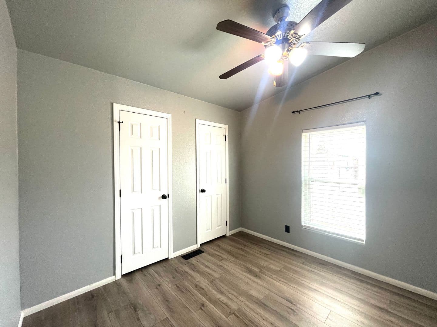 Paulden House: 22355 N Docs Rd