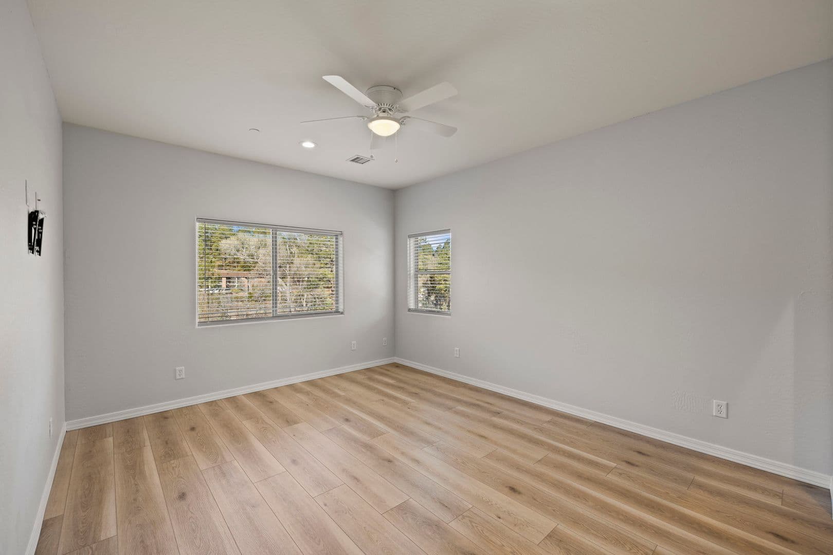 Prescott Apartment: 1257 White Spar Rd