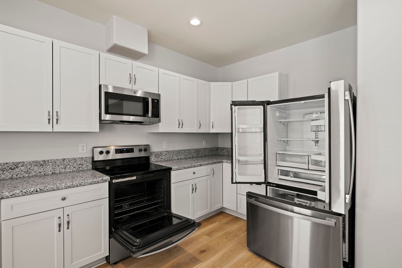 Prescott Apartment: 1257 White Spar Rd