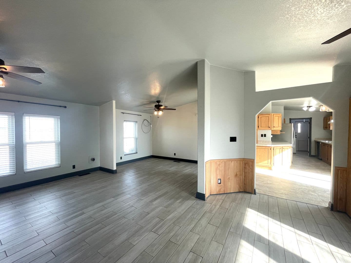 Paulden House: 22355 N Docs Rd