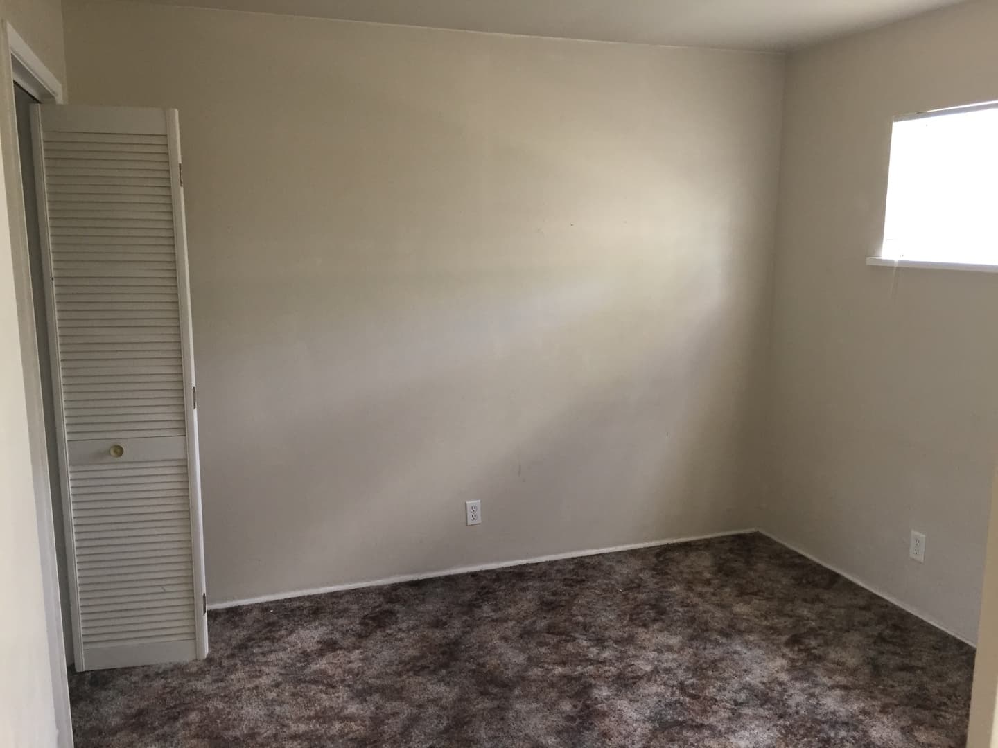ALBUQUERQUE Apartment: 427 STANFORD DR SE