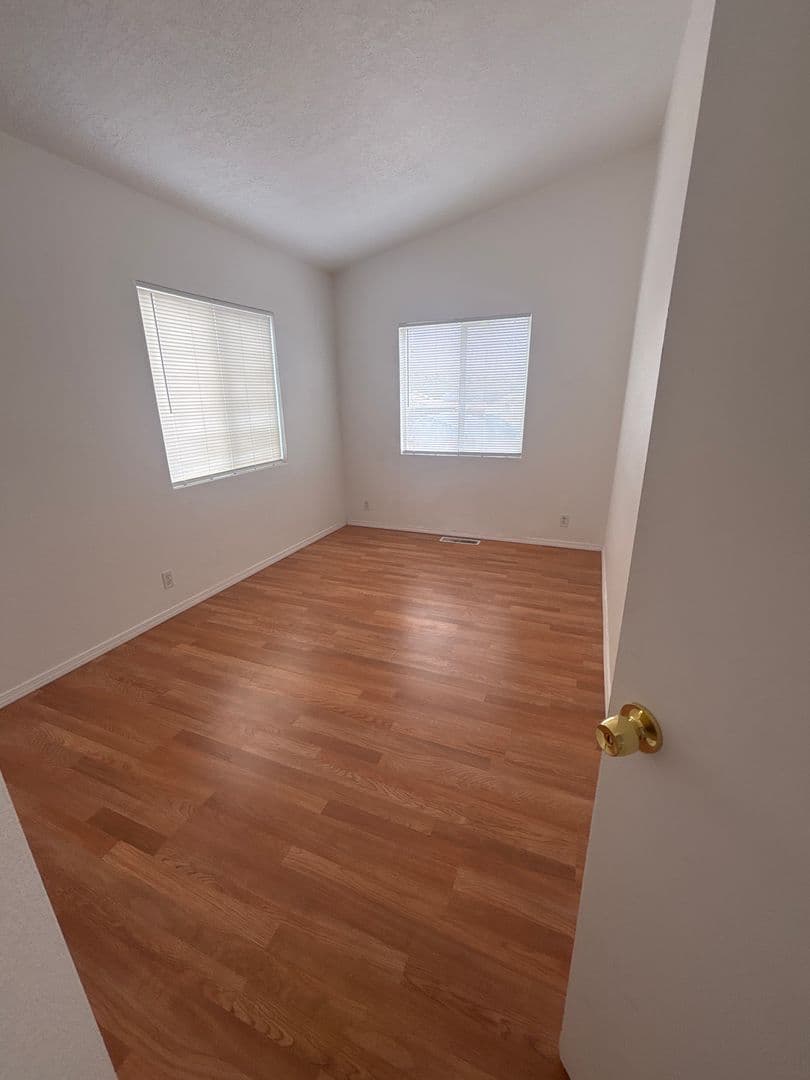 Rio Rancho House: 4729 Chesapeake Place NE