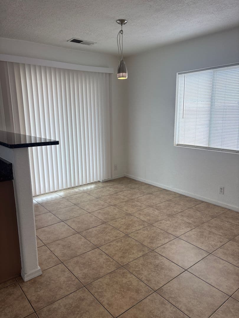Rio Rancho House: 4729 Chesapeake Place NE