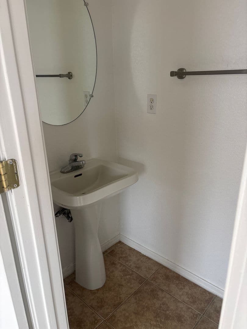 Rio Rancho House: 4729 Chesapeake Place NE