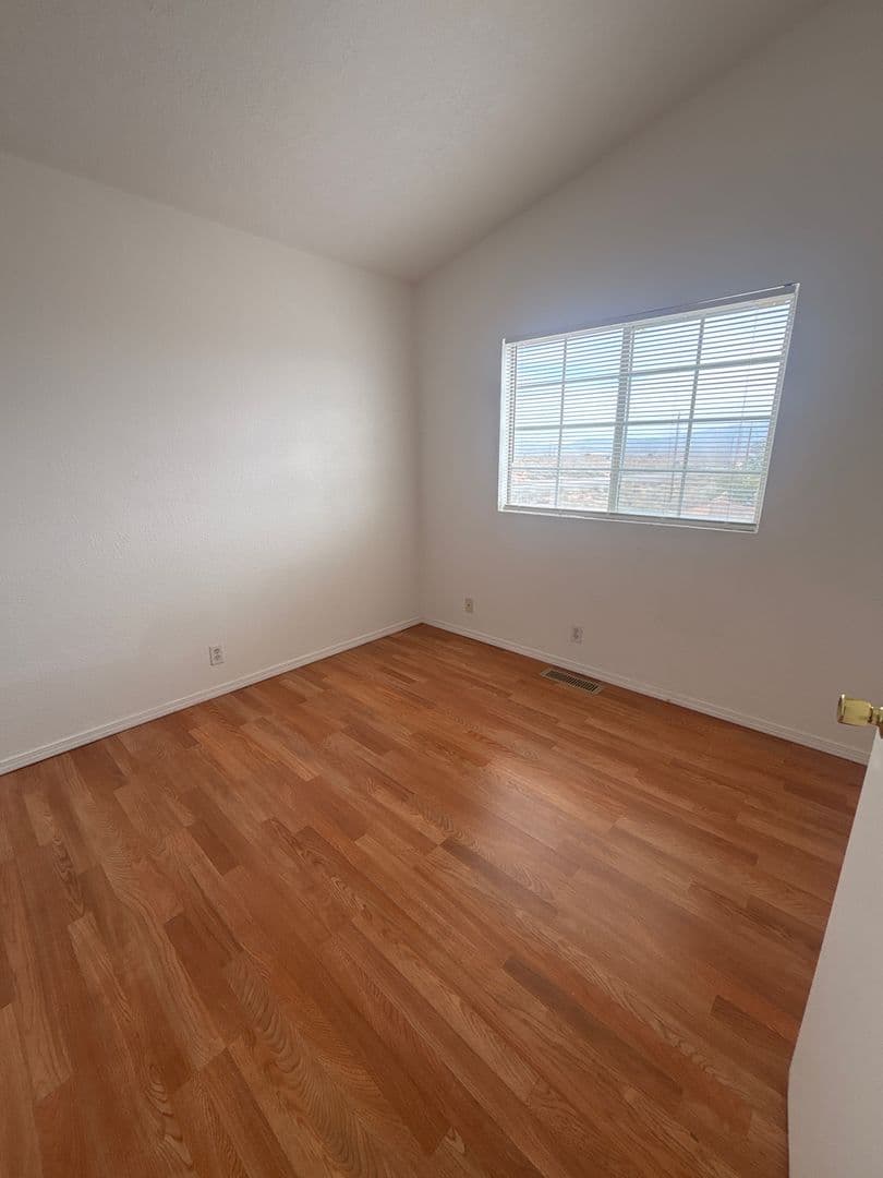 Rio Rancho House: 4729 Chesapeake Place NE