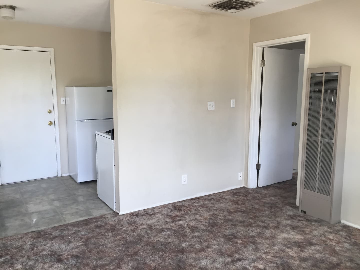 ALBUQUERQUE Apartment: 427 STANFORD DR SE